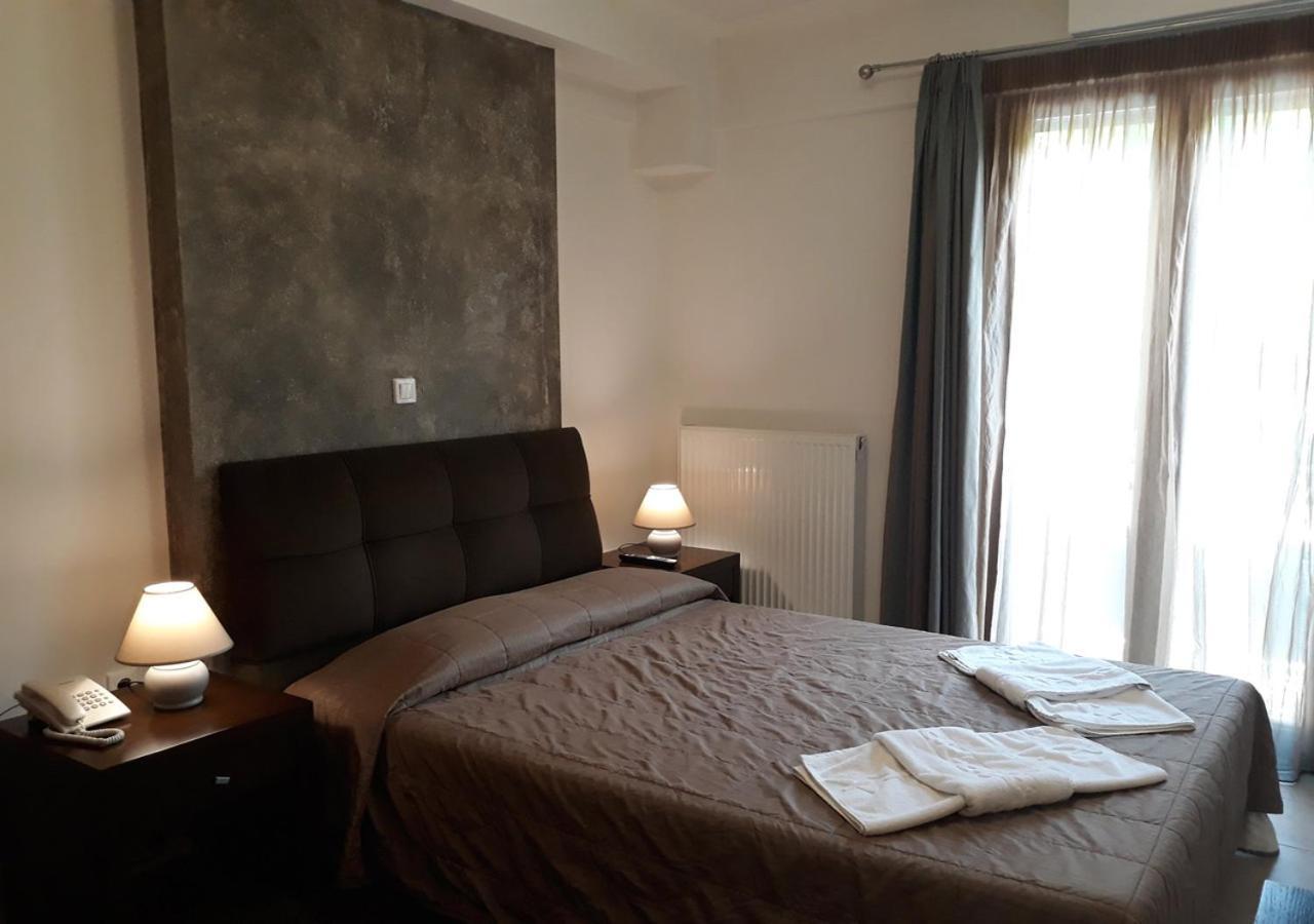 Ahilion Hotel Kalavryta Exterior foto