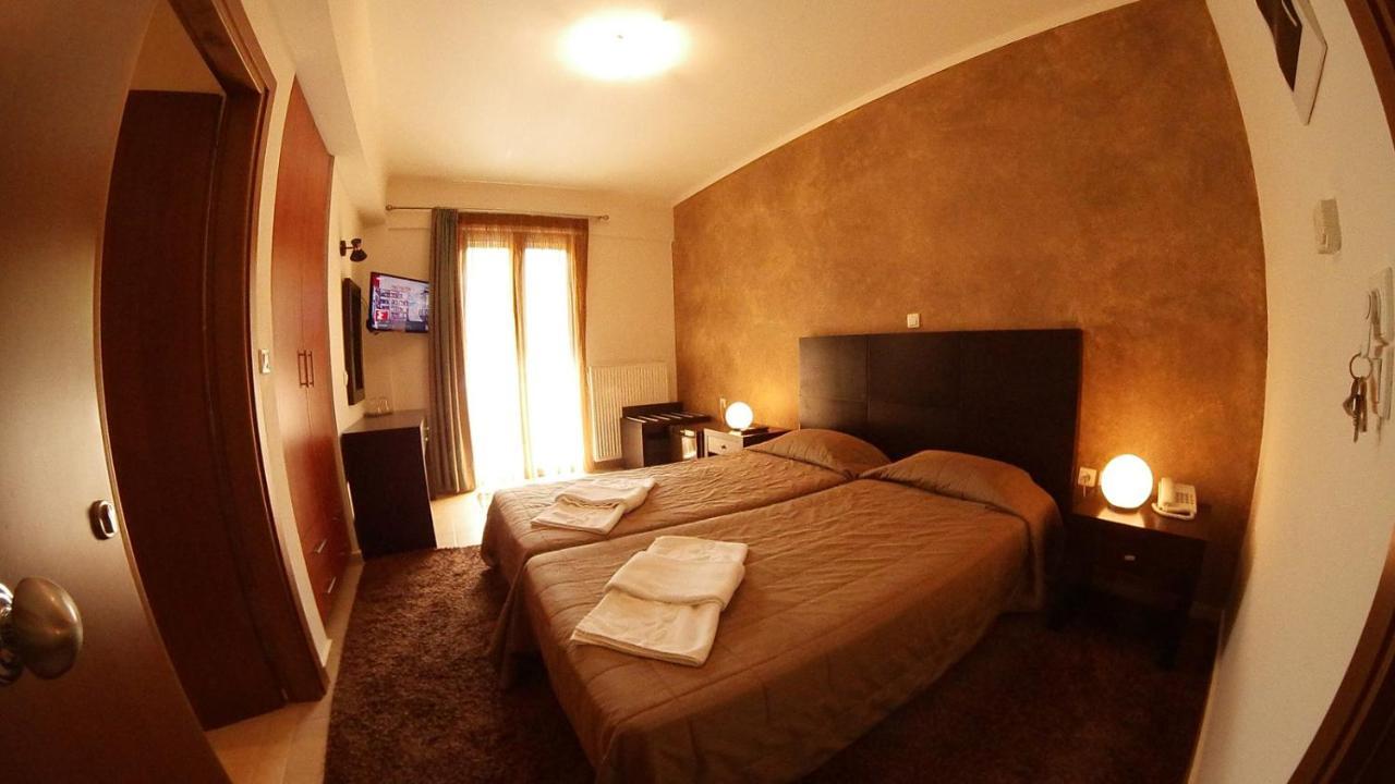 Ahilion Hotel Kalavryta Exterior foto