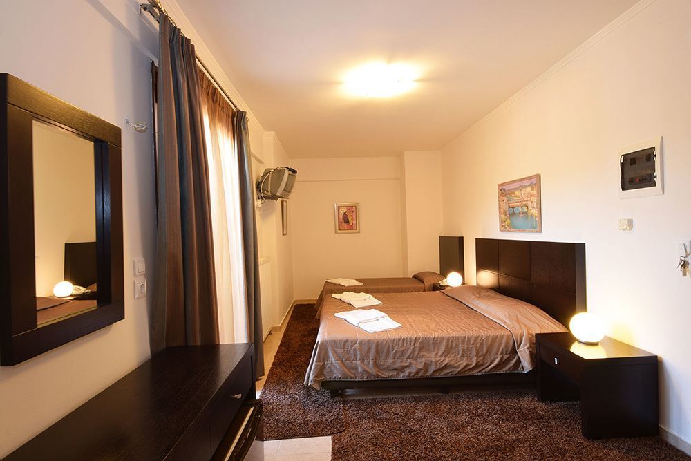 Ahilion Hotel Kalavryta Exterior foto